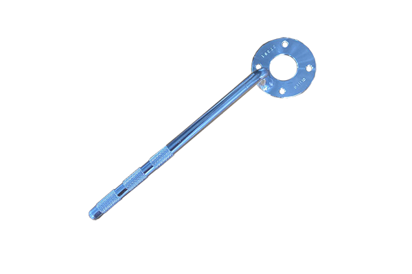 Fixador de embreagem YAMAHA, FAZER 250,  LANDER 250, TENERE 250 usar 4 parafusos para fixar ferramenta.