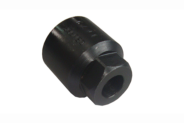 Chave especial com sextavado de 24mm para soltar e apertar porca de fixação da polia dos alternadores.